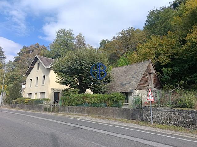 Vente Maison 8 pièces 183 m2 Virieu le Grand