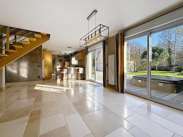 Vente Maison 8 pièces 194 m2 Le Malesherbois