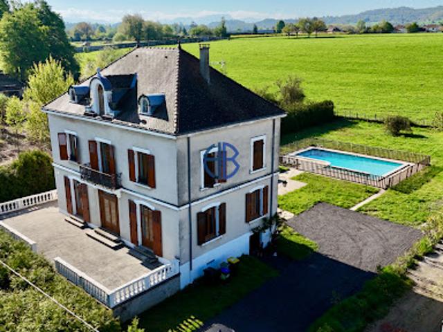 Vente Maison 8 pièces 194 m2 Les Abrets
