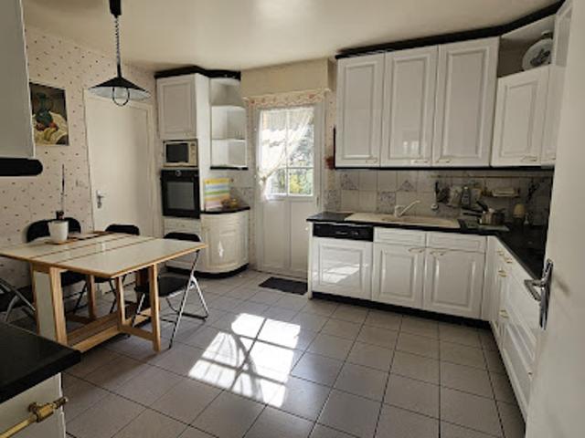Vente Maison 8 pièces 195 m2 Beauvais