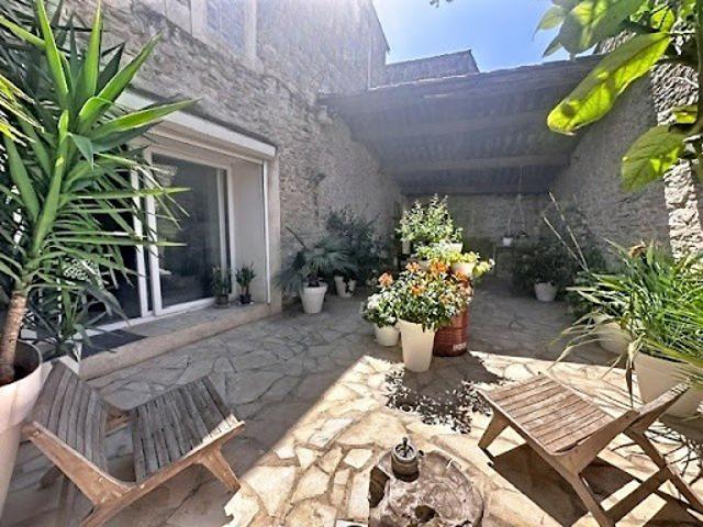 Vente Maison 8 pièces 195 m2 Lunel