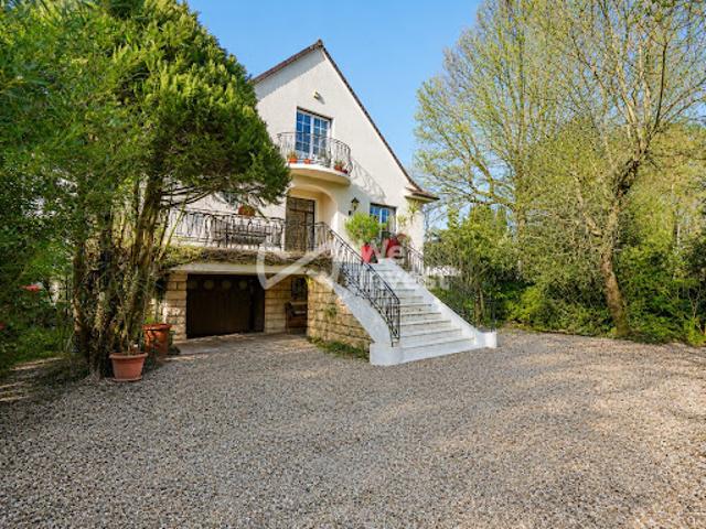 Vente Maison 8 pièces 195 m2 Le Plessis Trévise