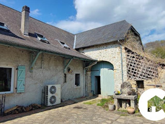 Vente Maison 8 pièces 196 m2 Escout
