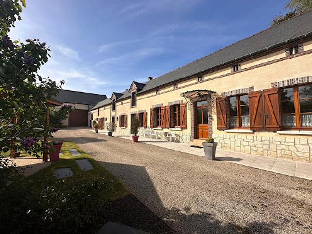 Vente Maison 8 pièces 196 m2 Arces Dilo