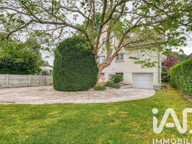 Vente Maison 8 pièces 196 m2 Chelles
