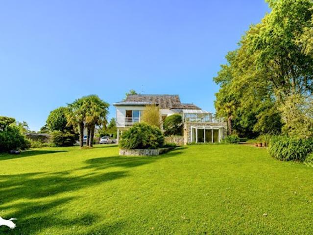 Vente Maison 8 pièces 197 m2 Landerneau