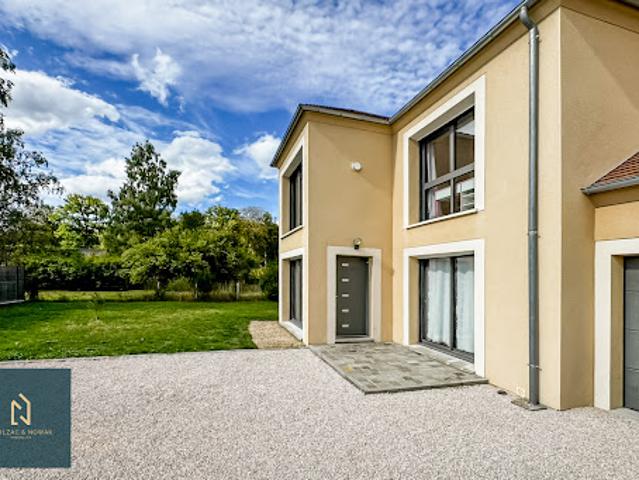 Vente Maison 8 pièces 197 m2 Rambouillet