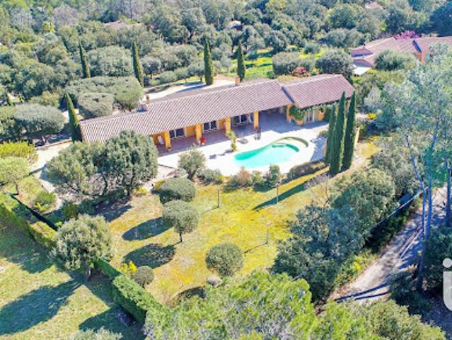 Vente Maison 8 pièces 198 m2 Lorgues
