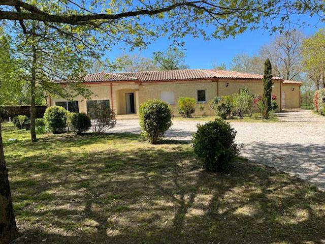 Vente Maison 8 pièces 198 m2 Roumens