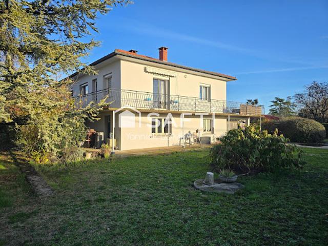 Vente Maison 8 pièces 199 m2 Gaillac