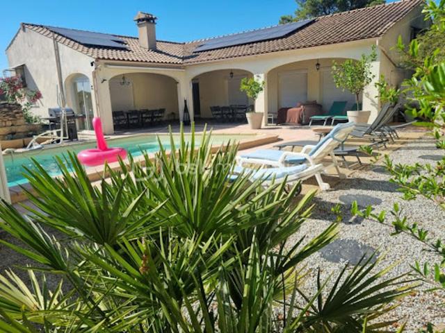 Vente Maison 8 pièces 190 m2 Aubais