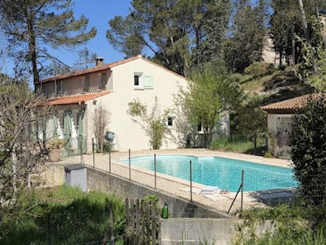 Vente Maison 8 pièces 190 m2 Cabries