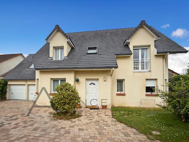 Vente Maison 8 pièces 190 m2 Cléon