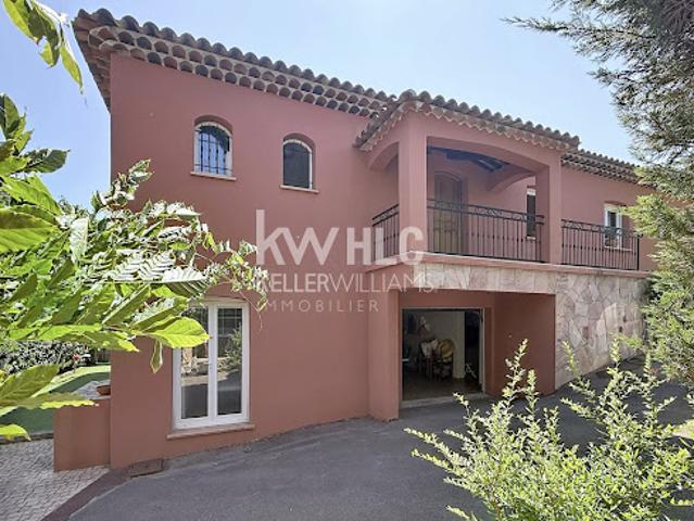 Vente Maison 8 pièces 190 m2 Frejus