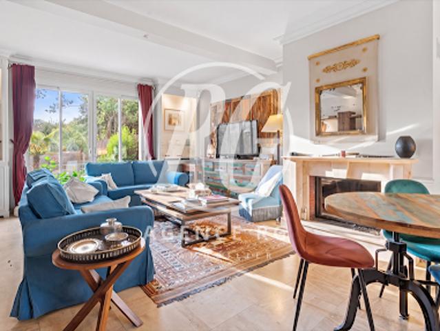Vente Maison 8 pièces 190 m2 Garches
