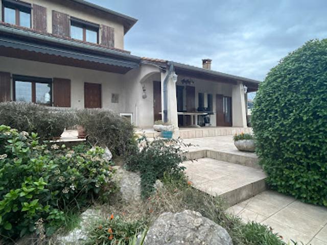 Vente Maison 8 pièces 190 m2 Granges les Beaumont