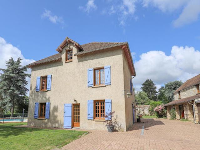 Vente Maison 8 pièces 191 m2 Jambville
