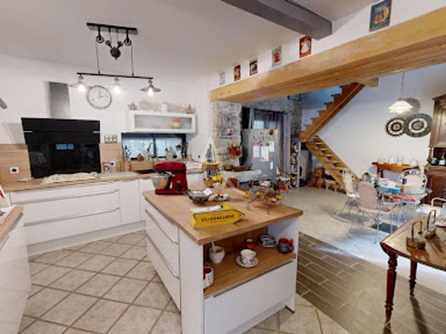 Vente Maison 8 pièces 191 m2 Villegailhenc