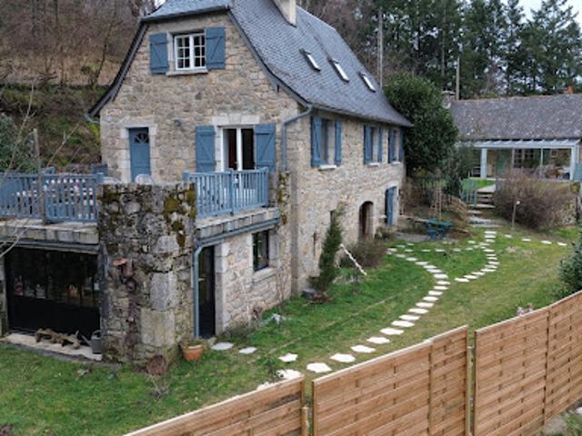 Vente Maison 8 pièces 192 m2 Golinhac
