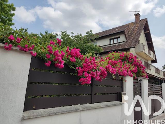 Vente Maison 8 pièces 192 m2 Grigny