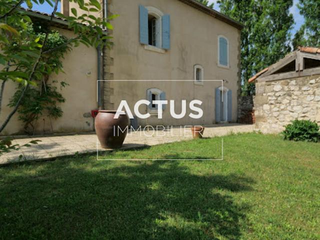 Vente Maison 8 pièces 192 m2 La Roque d'Anthéron