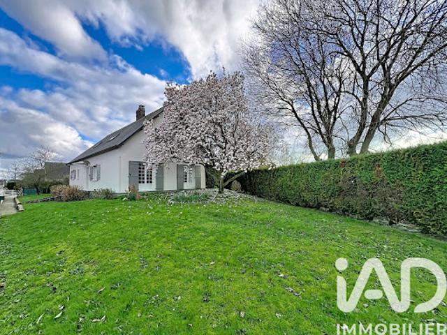 Vente Maison 8 pièces 192 m2 Le Mesnil Esnard
