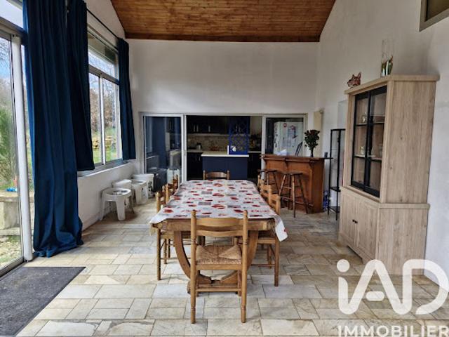 Vente Maison 8 pièces 192 m2 Lizant