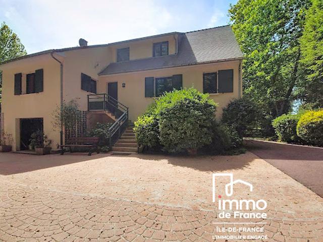 Vente Maison 8 pièces 192 m2 Saint Prest