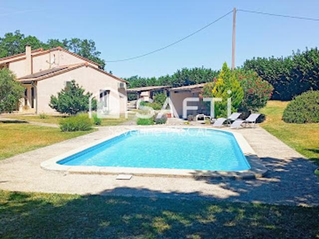 Vente Maison 8 pièces 192 m2 Dénat