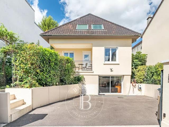Vente Maison 8 pièces 192.07 m2 Le Pecq