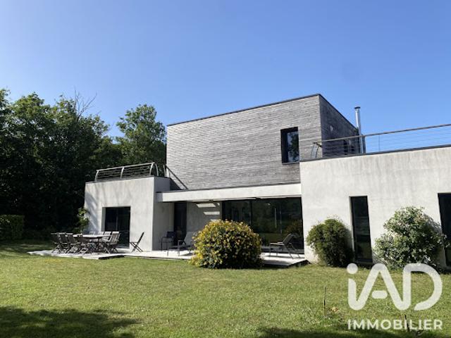 Vente Maison 8 pièces 204 m2 Penvénan