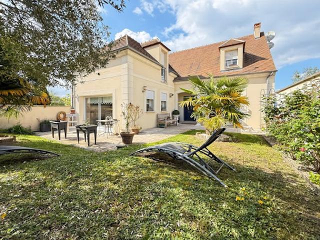 Vente Maison 8 pièces 204 m2 Pont Sainte Maxence