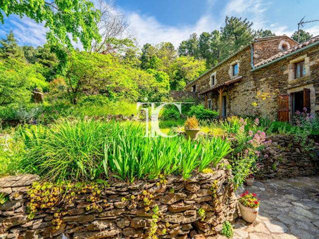 Vente Maison 8 pièces 205 m2 Malbosc