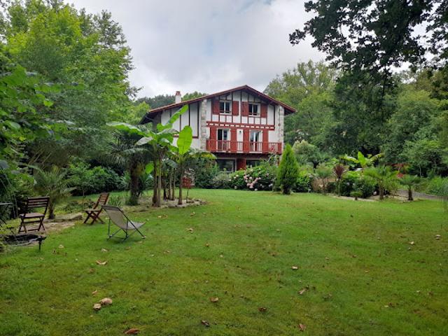 Vente Maison 8 pièces 205 m2 Urrugne