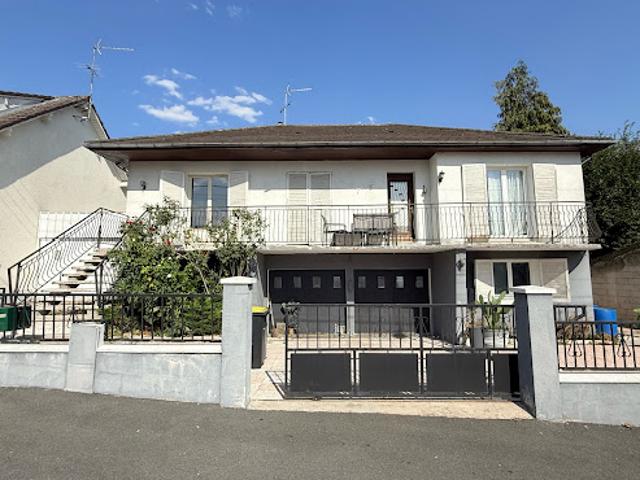 Vente Maison 8 pièces 205.47 m2 Vierzon