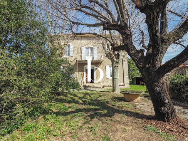 Vente Maison 8 pièces 206 m2 Uzès