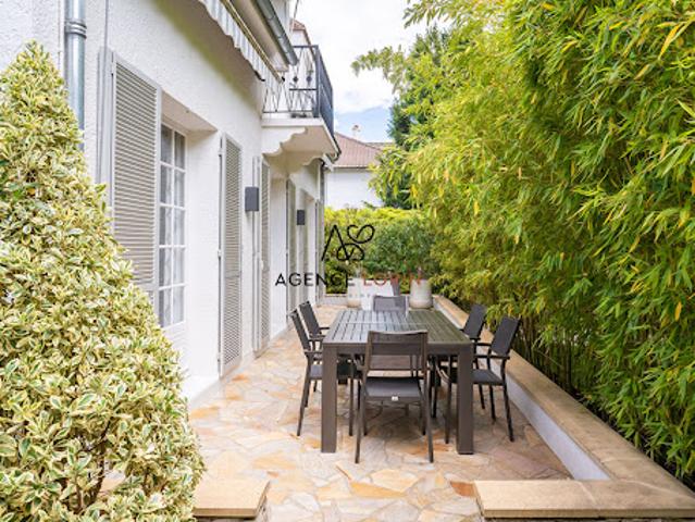 Vente Maison 8 pièces 206.87 m2 Le Vésinet