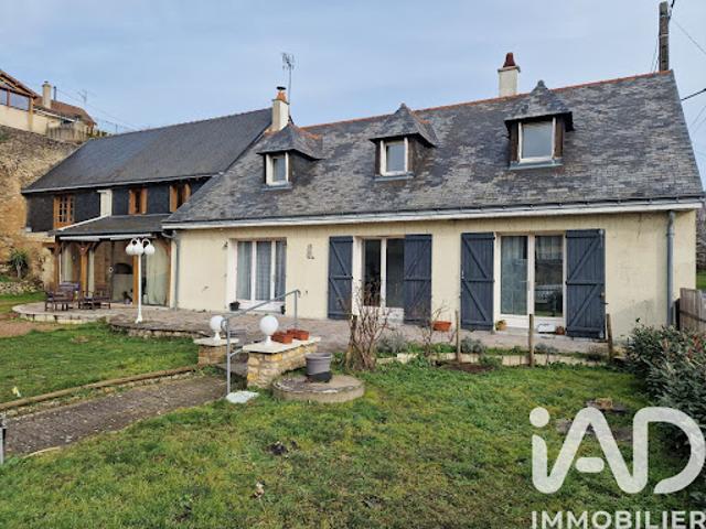 Vente Maison 8 pièces 207 m2 Montreuil Bellay