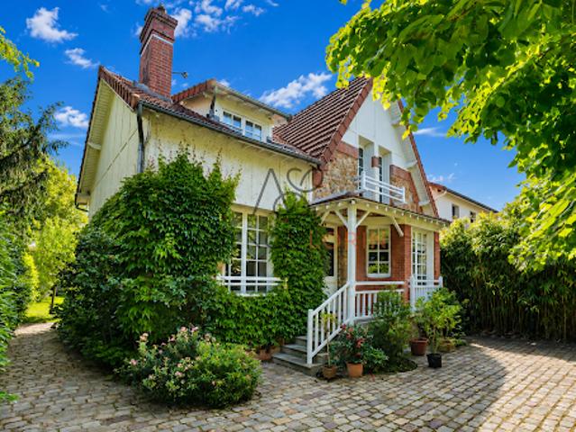 Vente Maison 8 pièces 207 m2 Le Pecq
