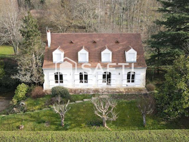 Vente Maison 8 pièces 208 m2 Vergt