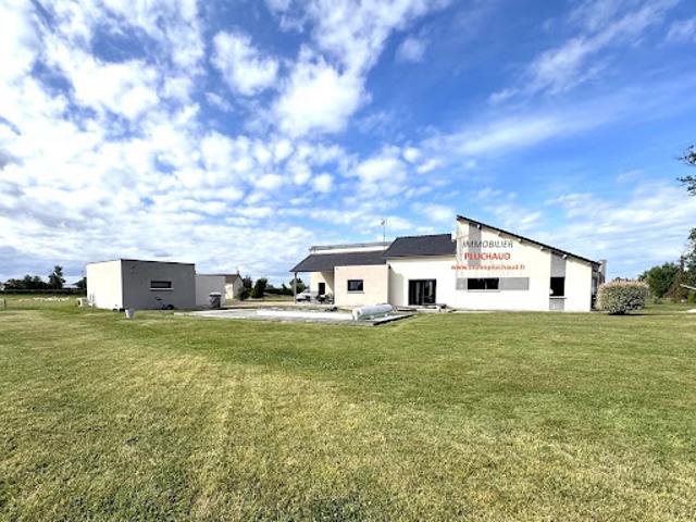 Vente Maison 8 pièces 209 m2 Paray le Monial