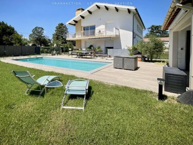 Vente Maison 8 pièces 200 m2 Malissard