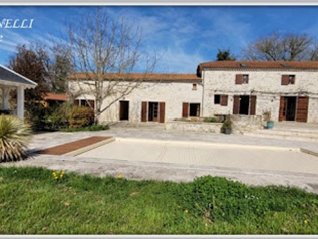 Vente Maison 8 pièces 200 m2 Bon Encontre