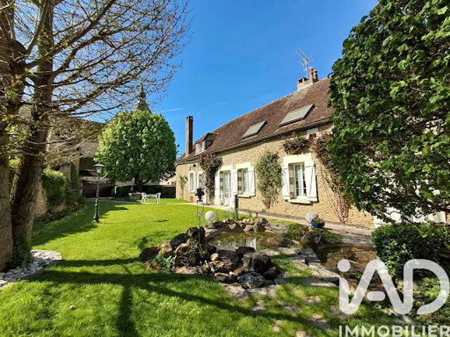Vente Maison 8 pièces 200 m2 Carisey