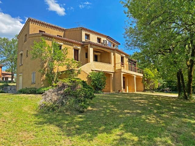 Vente Maison 8 pièces 200 m2 Crayssac
