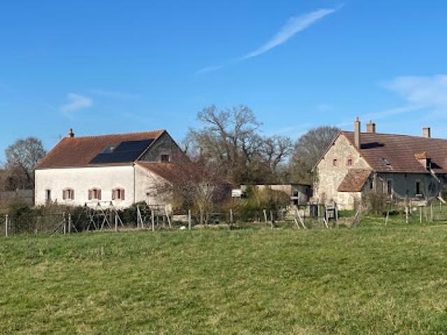 Vente Maison 8 pièces 200 m2 Jussy le Chaudrier
