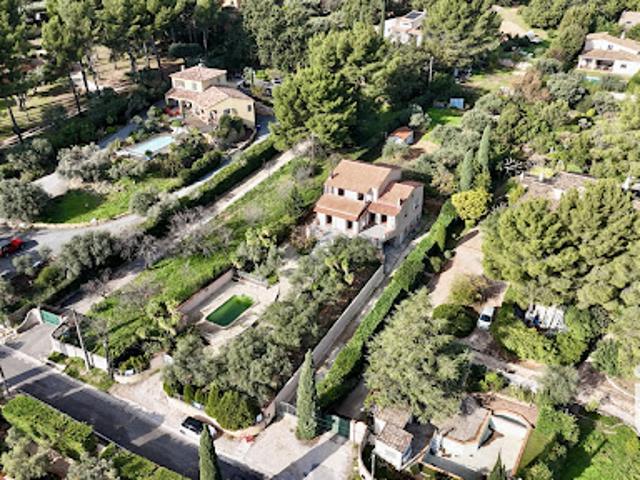Vente Maison 8 pièces 200 m2 La Farlède