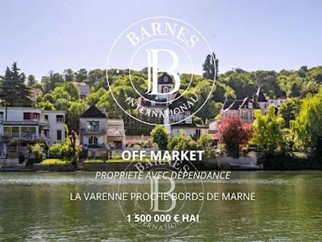 Vente Maison 8 pièces 200 m2 La Varenne Saint Hilaire