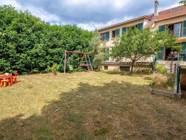 Vente Maison 8 pièces 200 m2 La Varenne Saint Hilaire