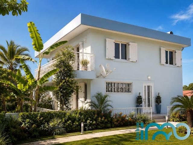 Vente Maison 8 pièces 200 m2 Le tampon